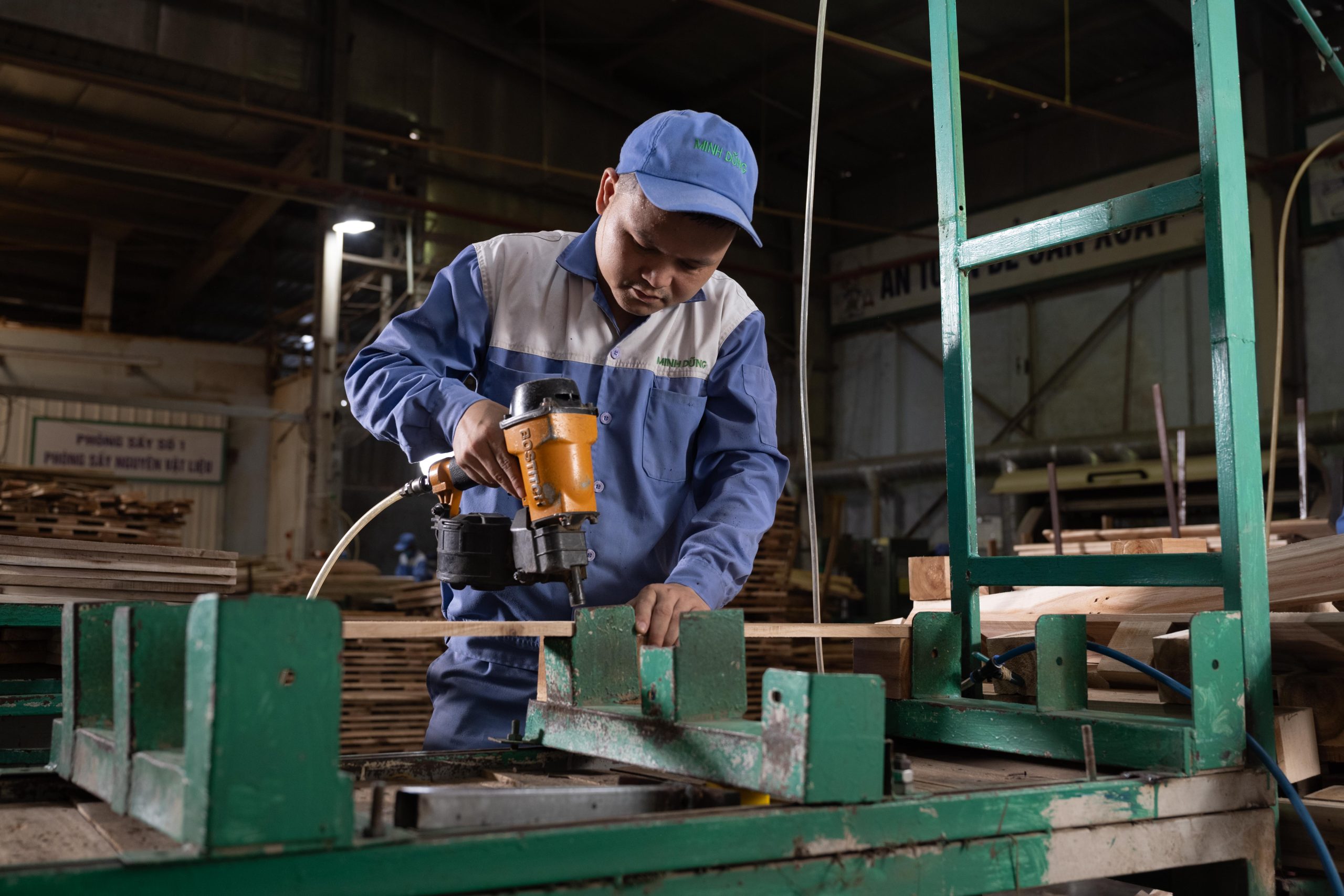 Sản Xuất, gia công và mua bán pallet gỗ iại Phú Thọ