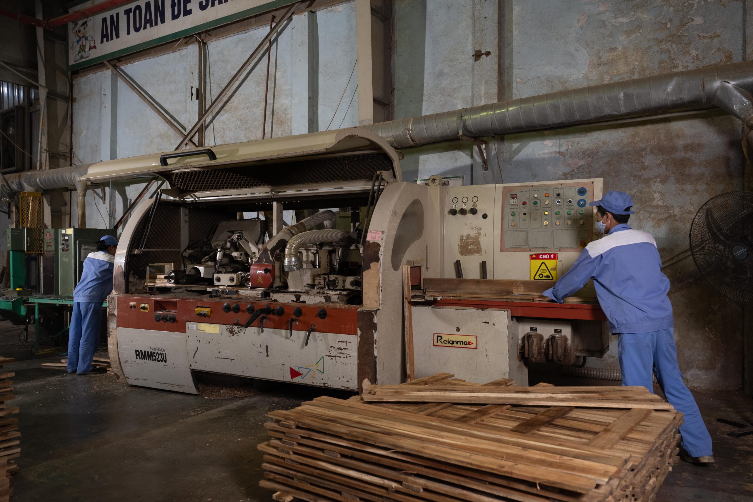 Địa chỉ mua Pallet gỗ đóng hàng xuất khẩu tại Vĩnh Phúc